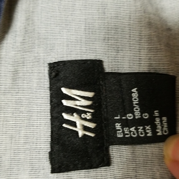 H&M Long Sleeves Button Up Shirt - Picture 3 of 7